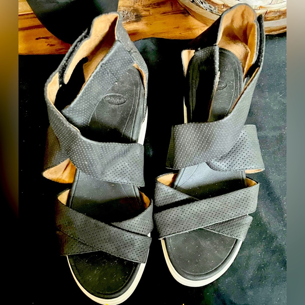 Black suede cross strap sandals with built in cushion soles.